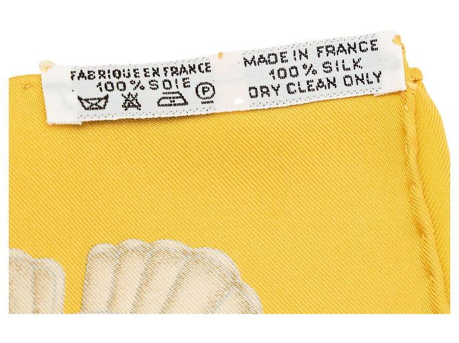Foulard di seta Hermès Automobile Giallo 90 - vista 4