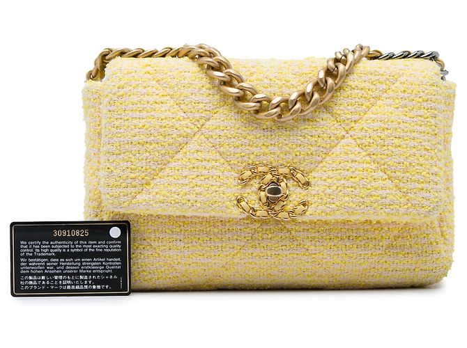 Bolso Chanel Medium Tweed 19 Flap Satchel Amarillo - vista 6