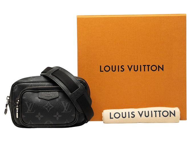 Borsa a Tracolla Louis Vuitton Monogram Eclipse Taigarama Outdoor Pouch Nera Nero - vista 7