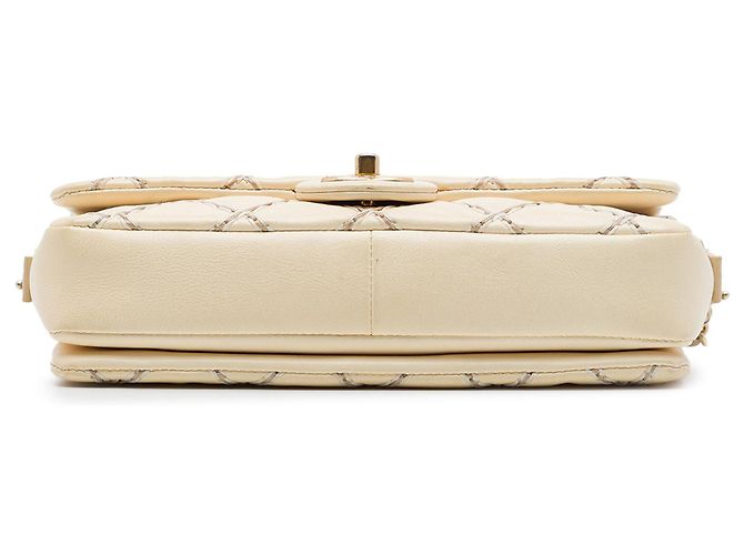 Borsa a tracolla Chanel CC Quilted Calfskin Wild Stitch beige - vista 3