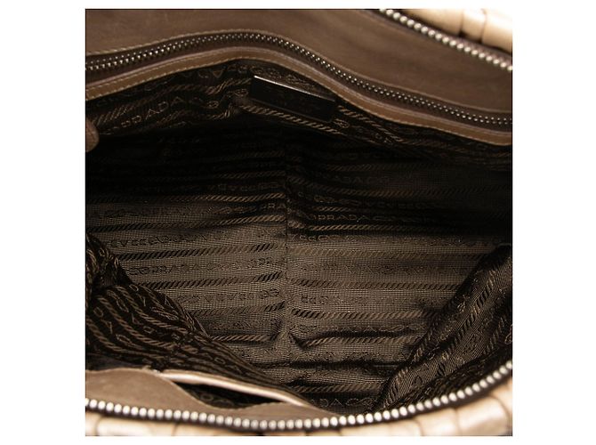 Borsa Satchel Prada in pelle Nappa Gaufre oro D'oro - vista 4