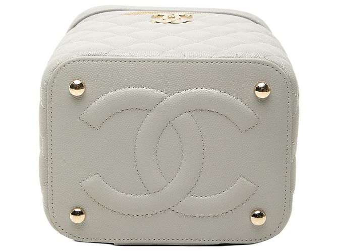 Small Vanity Case Chanel CC Caviar Grigio con Manico e Catena - vista 3