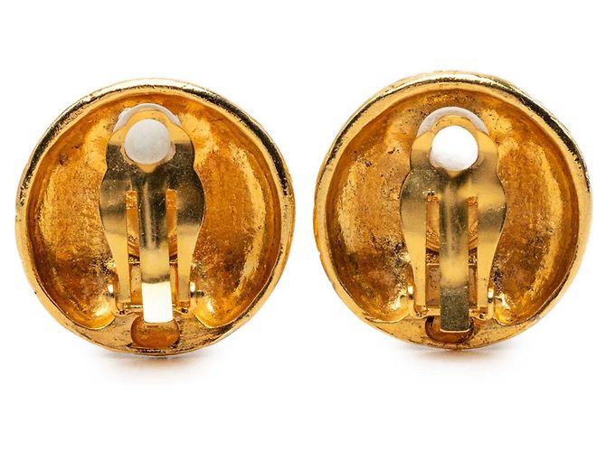 Orecchini a clip Chanel placcati in oro con logo inciso D'oro - vista 3
