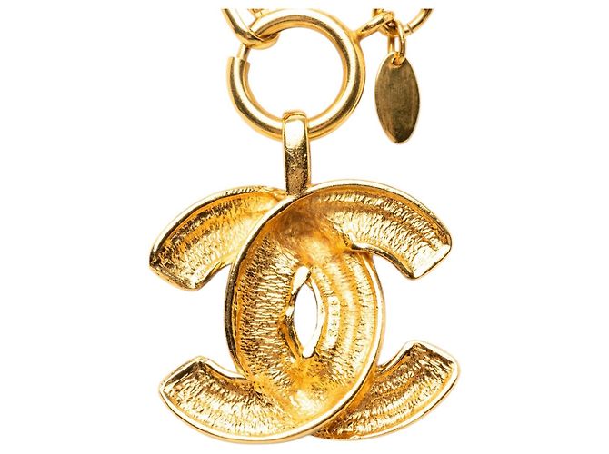 Colar com pingente acolchoado Chanel CC banhado a ouro Dourado - vista 3