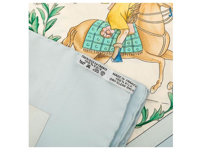 Hermès Costumes Civils Actuels Seidentuch Weiß 90 - Ansicht 4