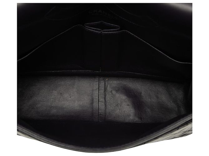 Borsa a tracolla Chanel Reissue 2.55 Double Flap 227 in pelle di vitello invecchiata matelassé viola Porpora - vista 4