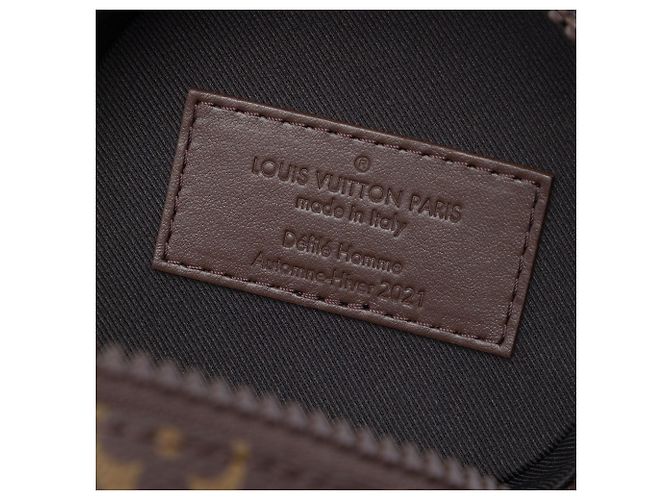 Borsa a tracolla Louis Vuitton Monogram Coffee Cup Pouch Marrone - vista 5