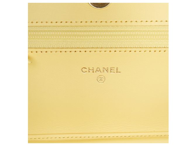 Borsa a tracolla Chanel Denim Fringe Coco Wallet On Chain Gialla Giallo - vista 5