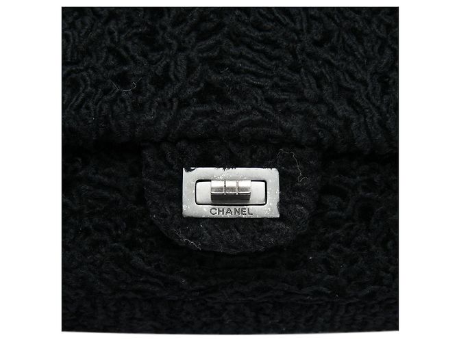 Borsa a tracolla Chanel Reissue 2.55 Double Flap 225 in lana bouclé nera Nero - vista 5