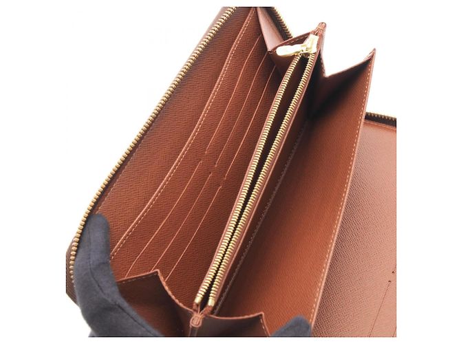 Cartera larga redondeada Louis Vuitton Zippy Organizer Monogram Castaño - vista 3