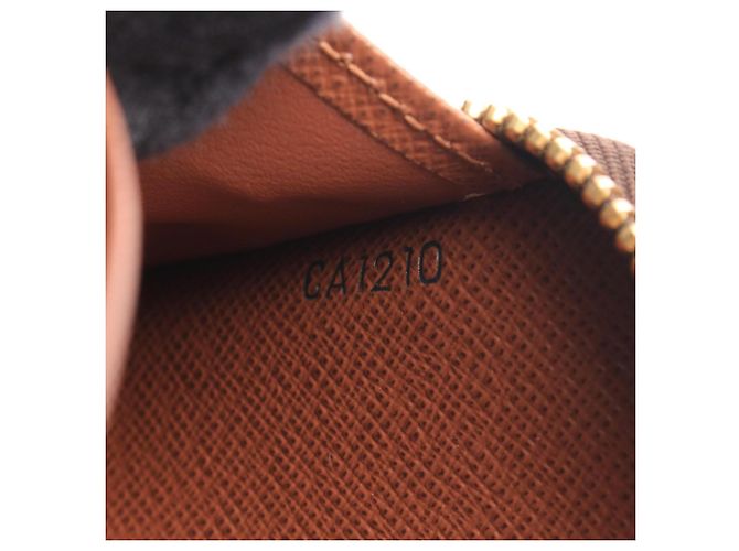 Cartera larga redondeada Louis Vuitton Zippy Organizer Monogram Castaño - vista 6