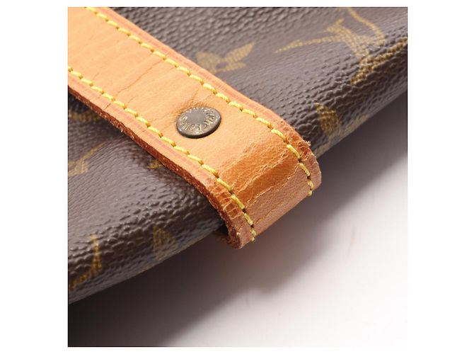 Borsa a tracolla Louis Vuitton Saumur 30 Monogram Marrone - vista 13
