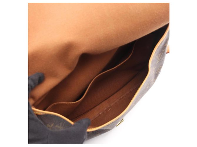 Borsa a tracolla Louis Vuitton Saumur 30 Monogram Marrone - vista 4
