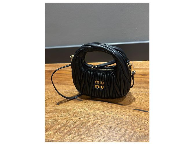 Borsa hobo Miu Miu Wander in pelle Matelassé Nero - vista 9