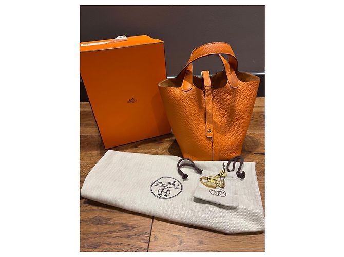 Hermès Picotin Lock 18 Taurillon Clemence Orange Arancione - vista 2