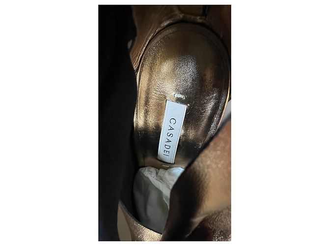 Casadei Sandali Stiletto in Pelle Oro Metallizzato D'oro - vista 4