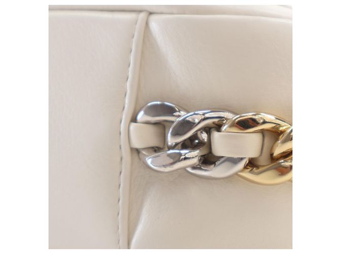 Borsa a tracolla Chanel Small Quilted Calfskin Precious Union Flap Bianca Bianco - vista 11
