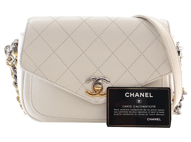 Borsa a tracolla Chanel Small Quilted Calfskin Precious Union Flap Bianca Bianco - vista 15