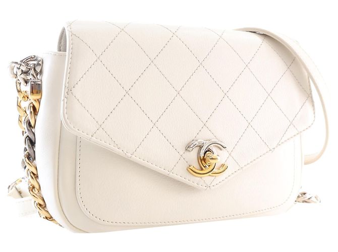 Borsa a tracolla Chanel Small Quilted Calfskin Precious Union Flap Bianca Bianco - vista 2