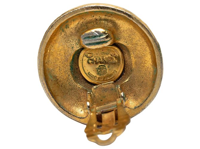 Orecchini a clip rotondi Chanel CC logo placcato oro D'oro - vista 3