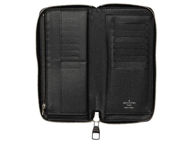 Cartera larga Zippy Vertical Louis Vuitton Taiga Negra Negro - vista 4