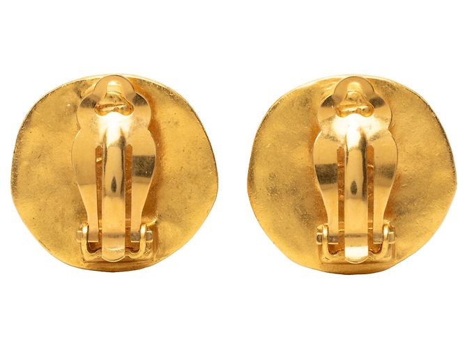 Orecchini a clip rotondi Chanel CC placcati oro D'oro - vista 2