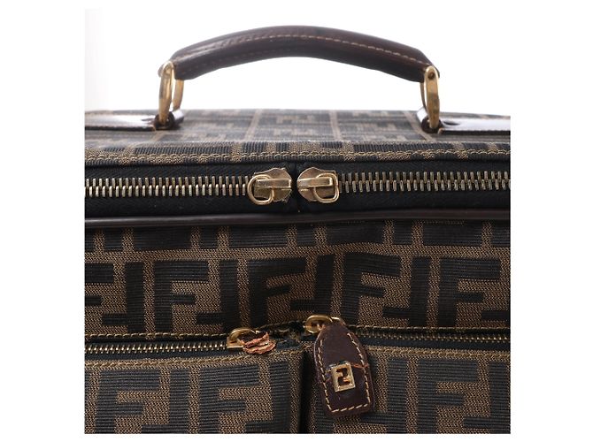 Borsa da viaggio Fendi Zucca Canvas & Leather in marrone - vista 11