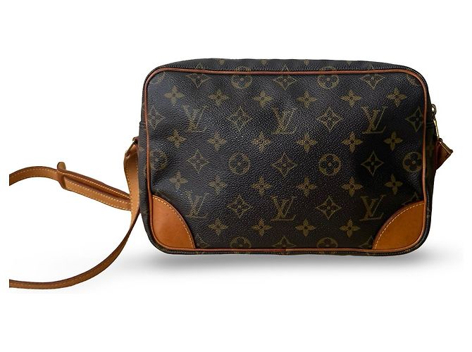 Louis Vuitton Trocadero 27 - vista 2