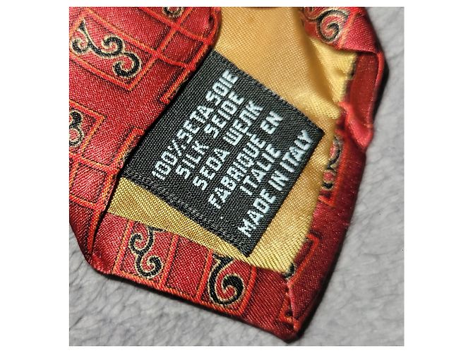 Yves Saint Laurent Cravatta in seta rossa YSL Rosso - vista 6