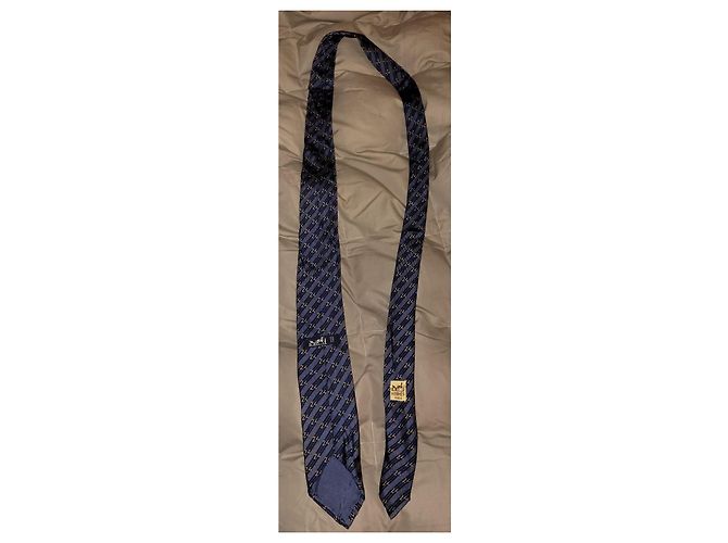 Hermès blue silk tie with 24 Faubourg pattern - view 3