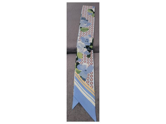 Foulard Lancel in seta blu e bianco con stampa floreale Blu chiaro - vista 4