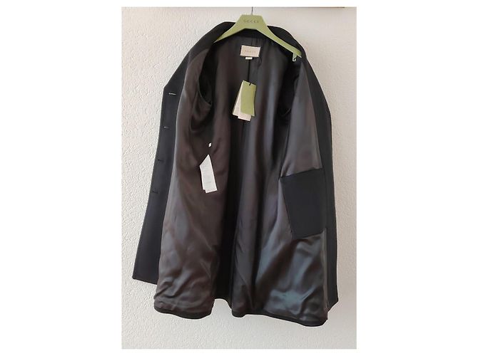 Abrigo Gucci de lana negra con botones dorados Negro - vista 6
