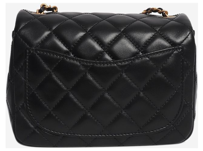 Chanel Klassische Single Flap Mini-Tasche aus schwarzem Lammleder mit Diamantsteppung - Ansicht 3