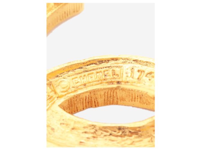 Chanel Goldene CC-Brosche mit Strass - Ansicht 4