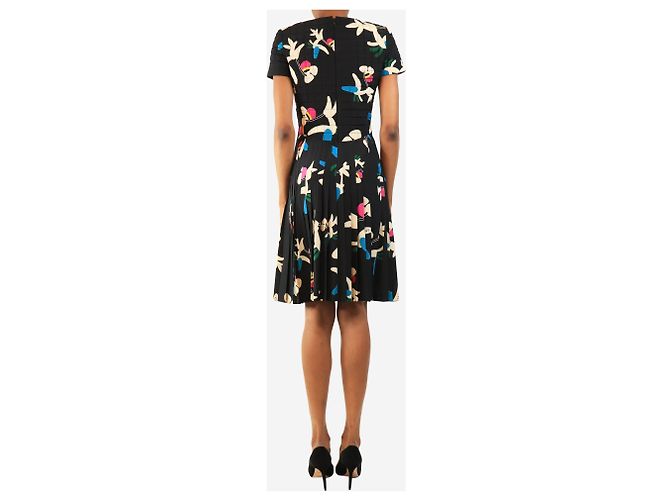 Chanel Gestepptes Midi-Kleid aus schwarzer Seide - size UK 8 - Ansicht 2