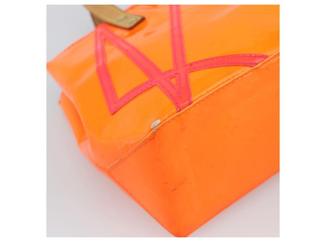 LOUIS VUITTON Monogram Vernis Fluo Reade PM Hand Bag Orange M91905 - vista 16