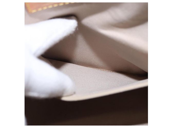 LOUIS VUITTON Monogram Miroir Bellevue PM Hand Bag Gold Dore M95762 - vista 23
