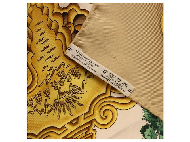 Hermès HERMES Carre 90 Scarf  DANS LES ESPRITS  Silk Beige - vista 14