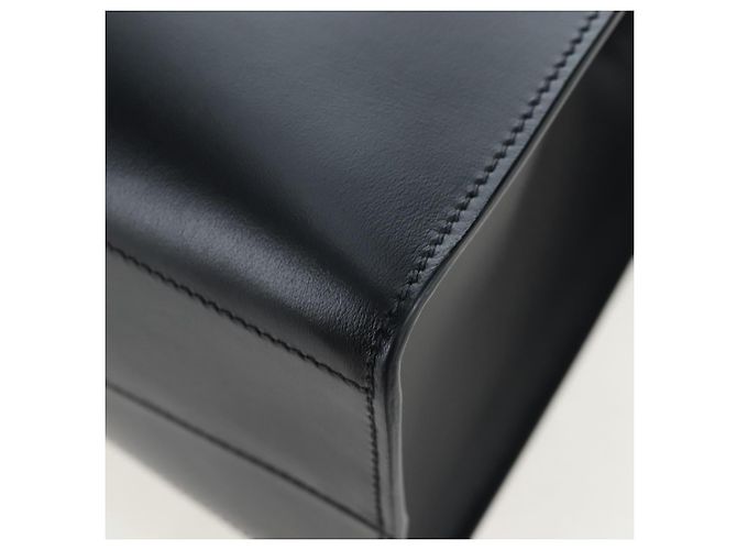 Bolsa de ombro PRADA em couro preto e dourado - vista 14