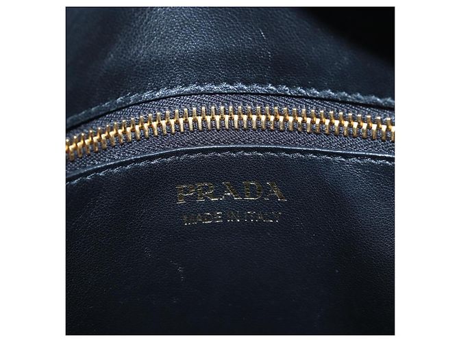 Bolsa de ombro PRADA em couro preto e dourado - vista 17