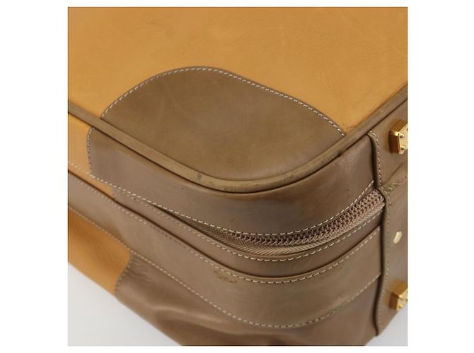 LOEWE Anagram Trunk Leather Beige Gold Tone - vista 11