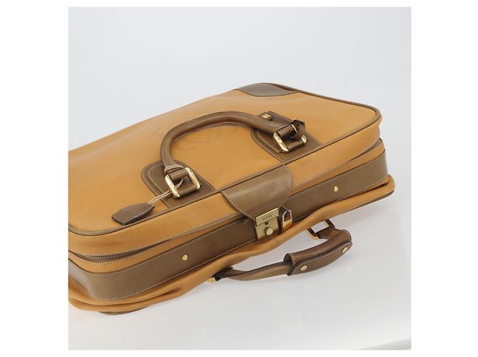LOEWE Anagram Trunk Leather Beige Gold Tone - vista 6