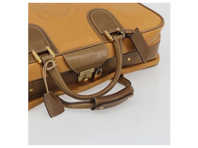 LOEWE Anagram Trunk Leather Beige Gold Tone - vista 7