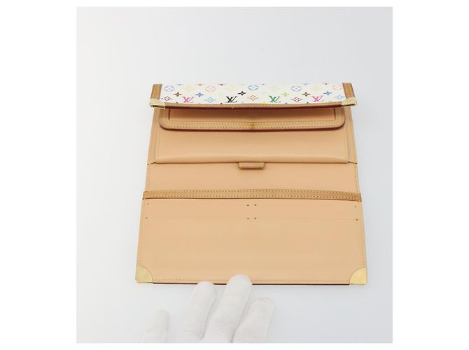 LOUIS VUITTON Monogram Multi Porte Tresor International M92659 - vue 13