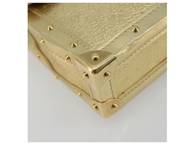 LOUIS VUITTON Suhari Emerble Shoulder Bag Leather Gold LV - vista 12