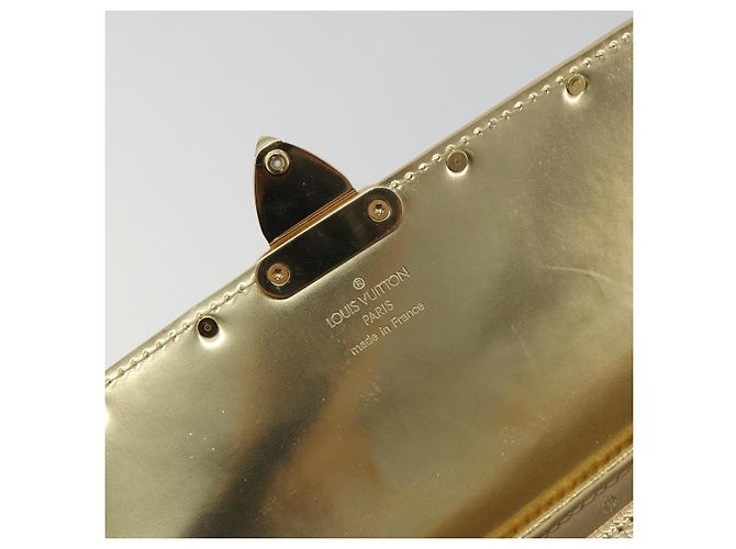 LOUIS VUITTON Suhari Emerble Shoulder Bag Leather Gold LV - vista 17