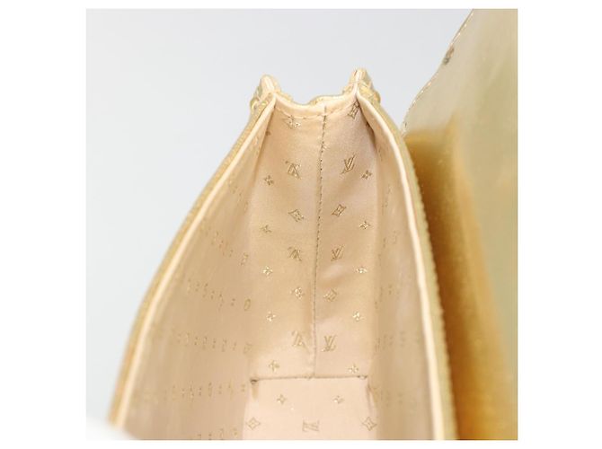LOUIS VUITTON Suhari Emerble Shoulder Bag Leather Gold LV - vista 21