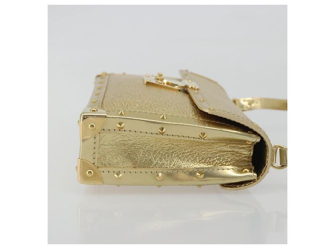 LOUIS VUITTON Suhari Emerble Shoulder Bag Leather Gold LV - vista 4