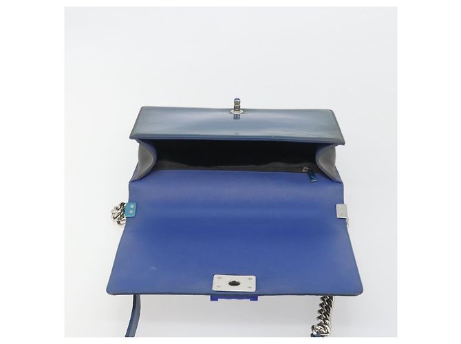 CHANEL Matelasse Boy Chanel Chain Bag Patent Leather Blue Silver CC - vista 15