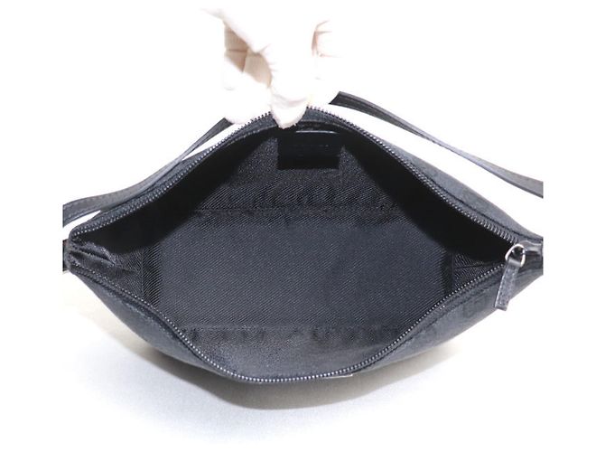 Pouch Gucci GG Canvas in nero - vista 4